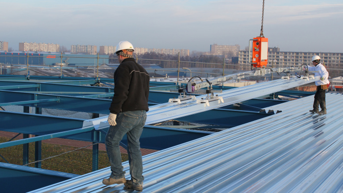 Dakpanplaat montage met VIAVAC