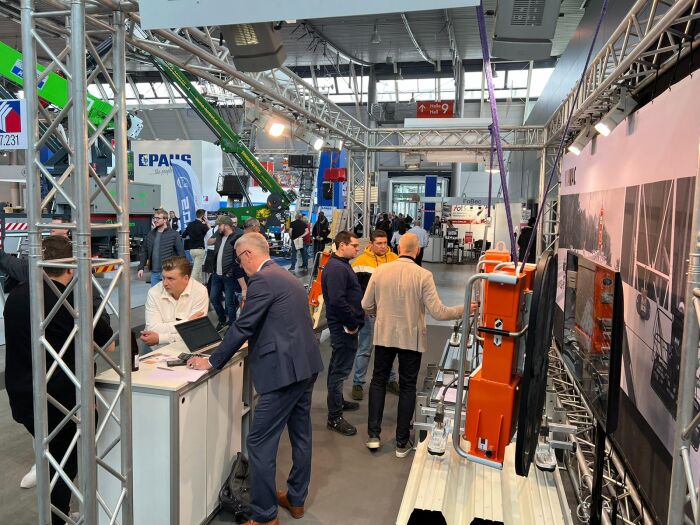 VIAVAC op Dach+Holz gratis kaarten